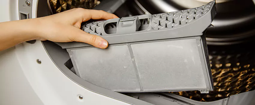 Signs Of A Clogged Dryer Lint Trap in Cumberland, Maryland